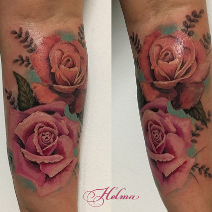 Color rose tattoo ibiza