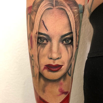 harley quin tatuaje ibiza realismo
